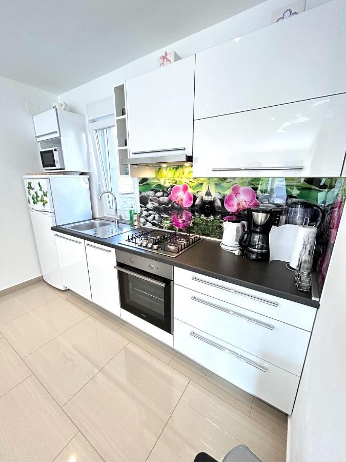 Holiday House "Sabine Green" Skrbčići Esterno foto