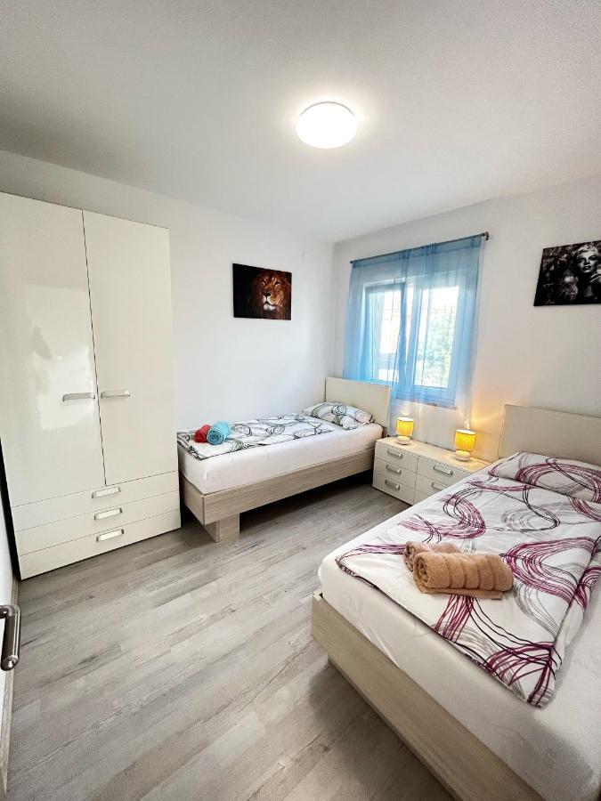 Holiday House "Sabine Green" Skrbčići Esterno foto
