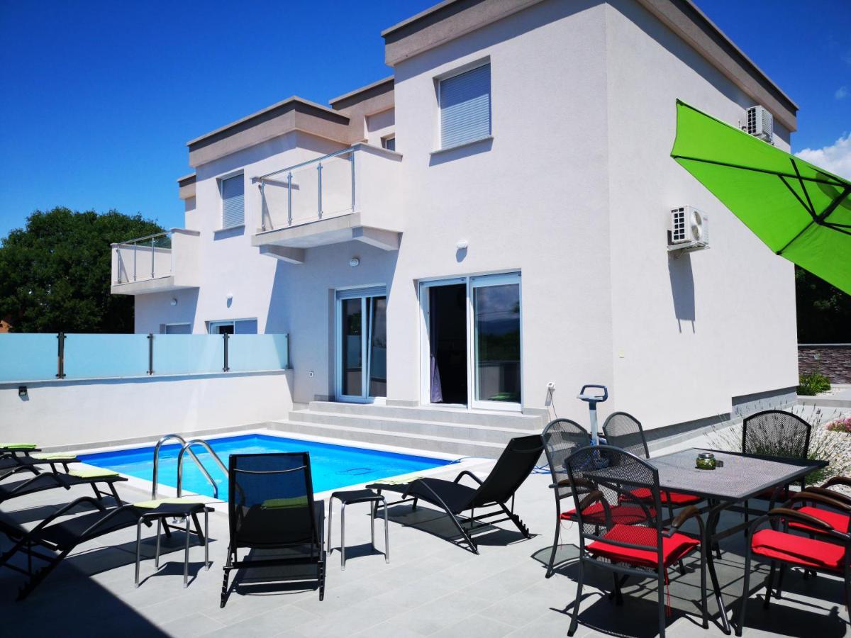 Holiday House "Sabine Green" Skrbčići Esterno foto