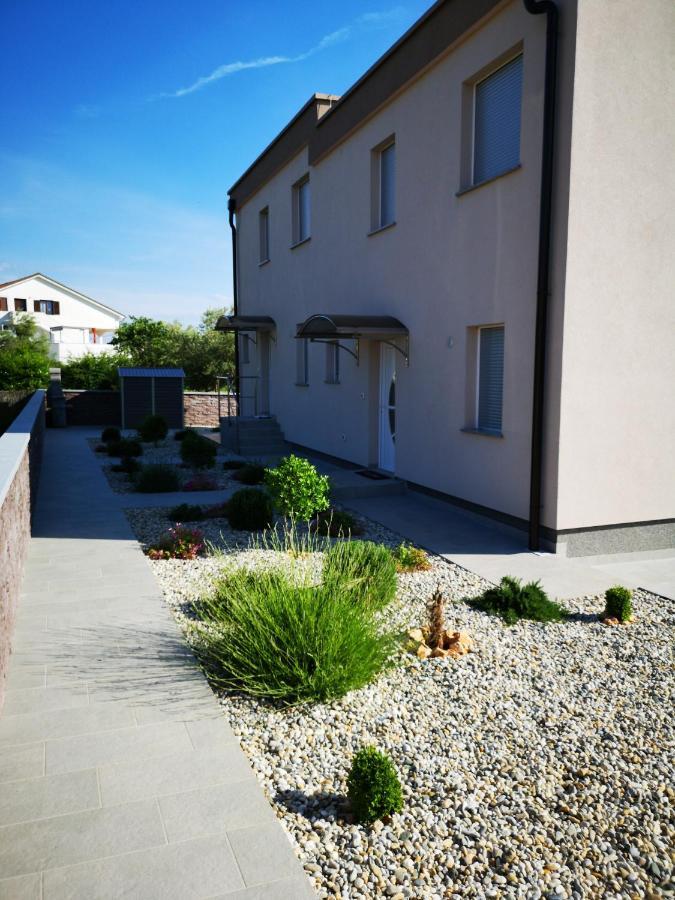 Holiday House "Sabine Green" Skrbčići Esterno foto
